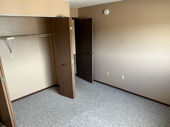 3rd image of 703 8th St S #8