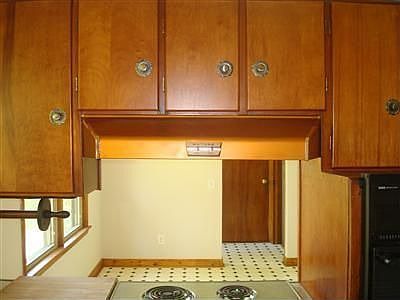 4th image of 164 Nutwood Dr