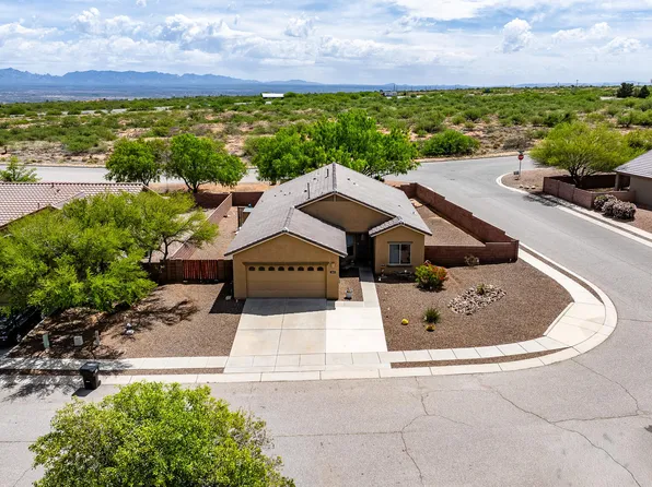 1003 S Throne Room St, Benson, AZ 85602