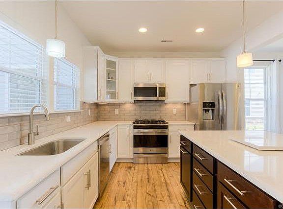 4th image of 2436 Marions Ln
