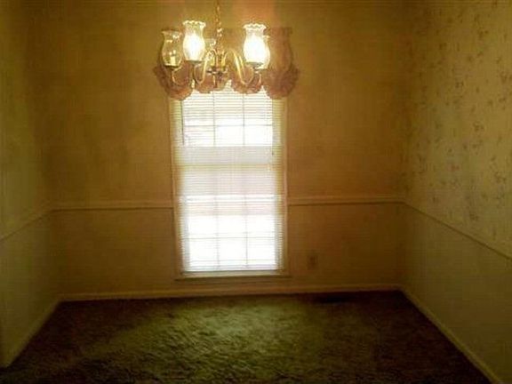 3rd image of 6464 Whitepine Dr #12