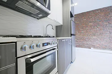 Rented by Cargon Realty
