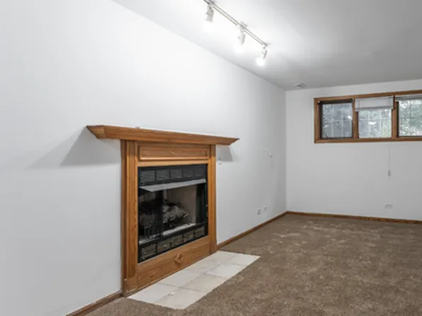 2901 N Hoyne Ave #G, Chicago, IL 60618
