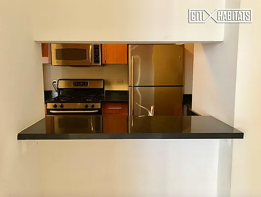 Rented by Citi Habitats | media 31