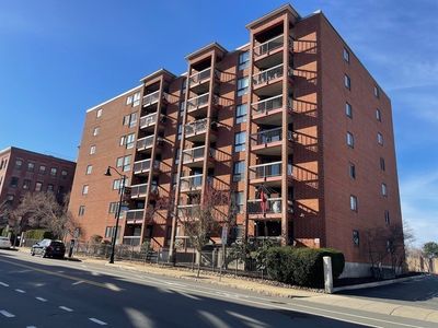 60 Rantoul St APT 604N, Beverly, MA, 01915