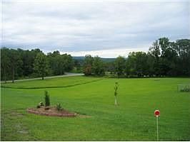 2nd image of 25 Woodworth Meadows Ln