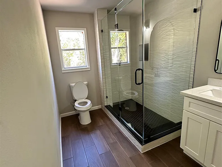 1413 Forehand St — Photo 5
