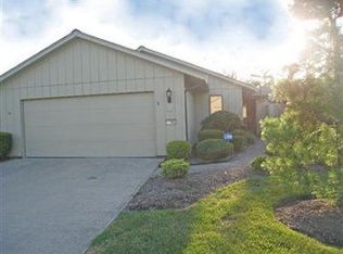 11350 Co Moor Blvd, Strongsville, OH 44136