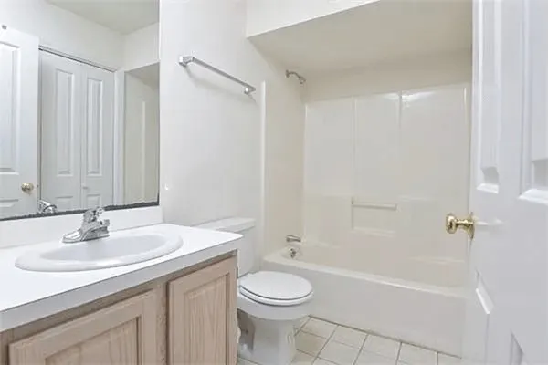 6 Harleston St #6 — Photo 1
