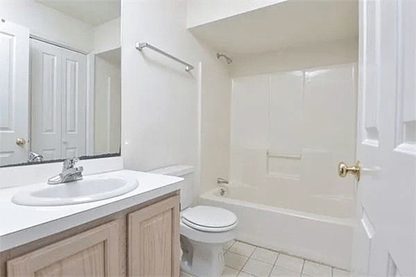 1st image of 6 Harleston St #6