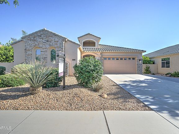 3rd image of 19653 E RAVEN Drive