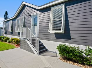 8328 SE Swan Ave, Hobe Sound, FL 33455