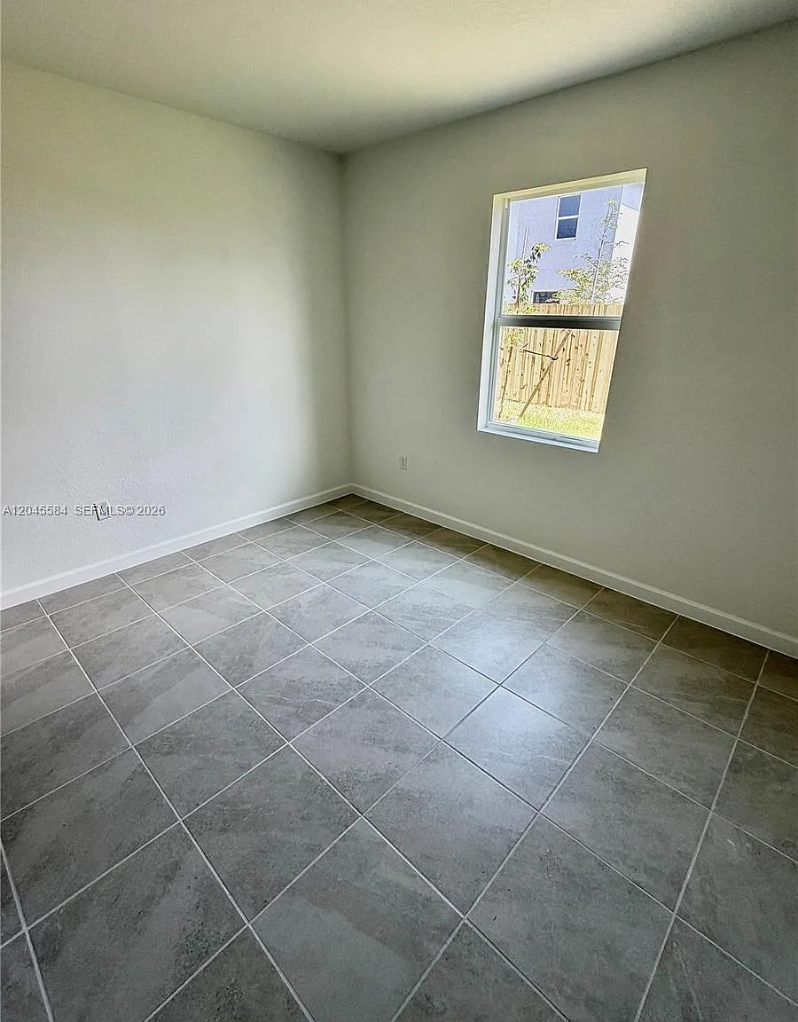 1 bed, 1.0 bath, $1,700 — Photo 4