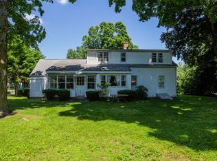 54 Monroe St, Agawam, MA 01001