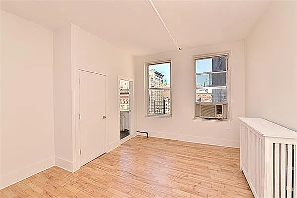 Rented by R New York | media 3