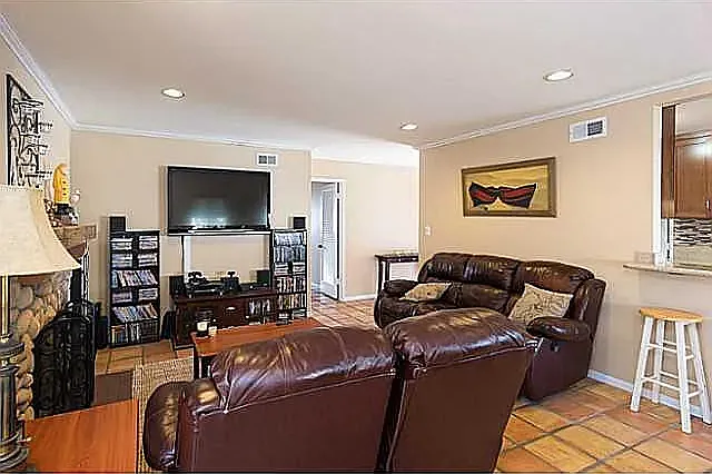 3781 Mount Acadia Blvd — Photo 4