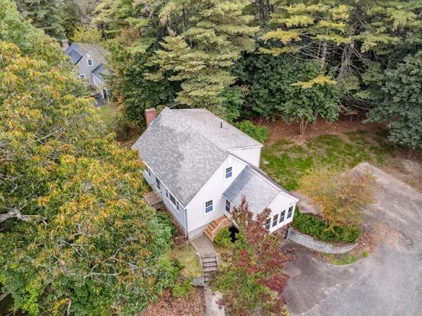 280 Concord Rd, Wayland, MA 01778