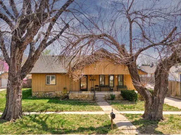 908 N 4th St, Arkansas City, KS 67005