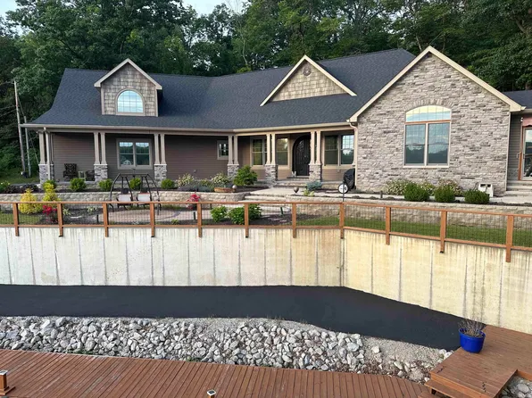 11934 N Holiday Haven Rd, Monticello, IN 47960