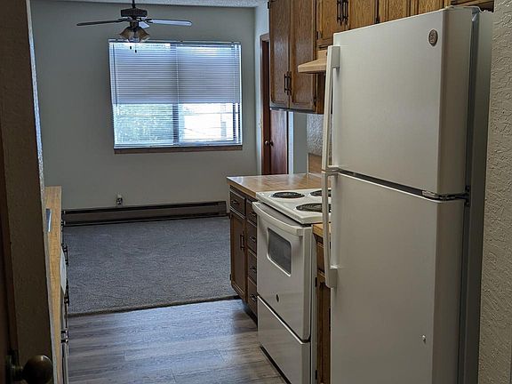 4th image of 10532 Greenwood Ave N #302