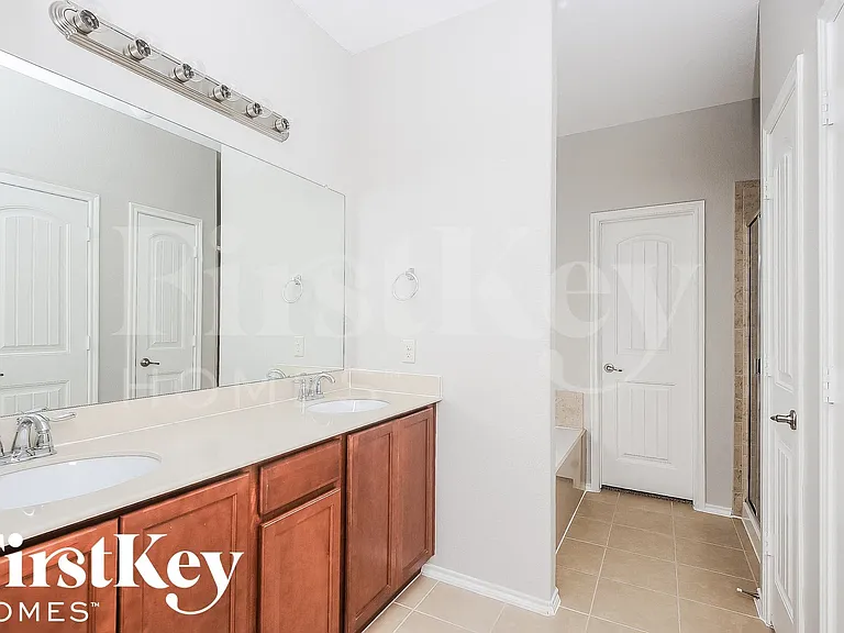 1112 Kaufman Rd — Photo 9