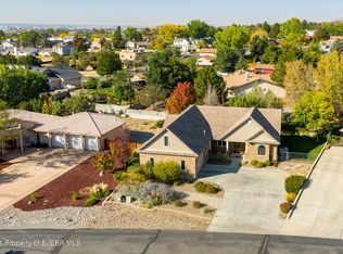 5917 Inverness Dr, Farmington, NM 87402