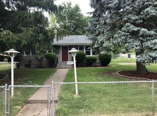 2230 E 13th St, Davenport, IA 52803
