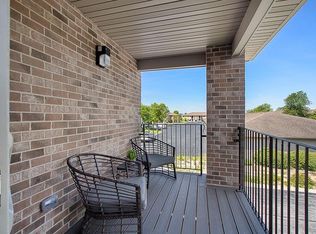 1348 Parke Dr, Crown Point, IN 46307