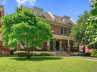 4228 W Pine Blvd, Saint Louis, MO 63108