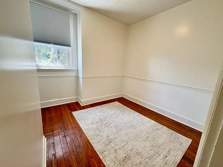 702 W King St-LDP — Photo 12