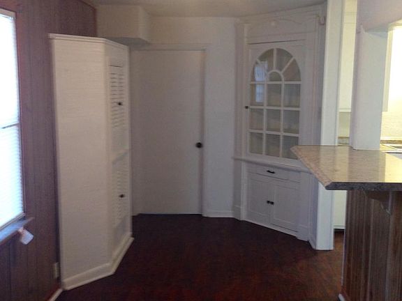 5th image of 731 W 1st Ave
