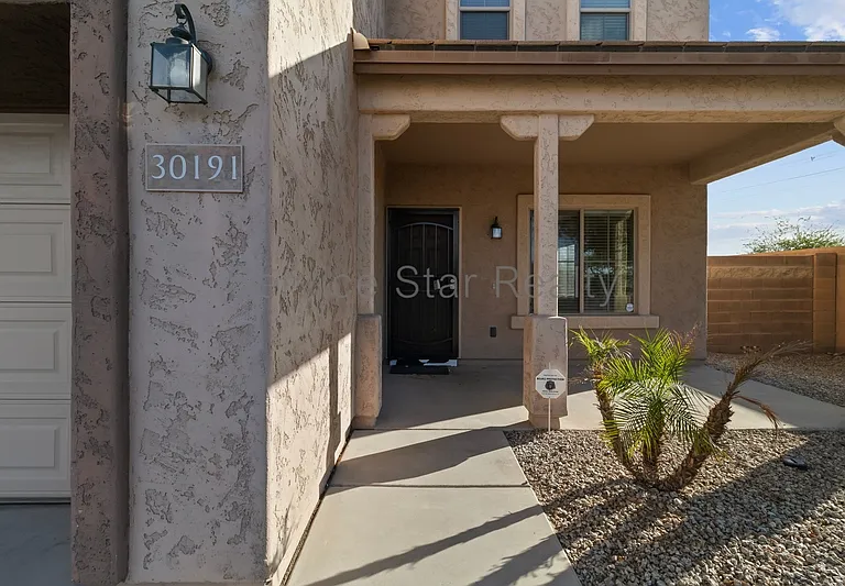 30191 W Mulberry Dr — Photo 3