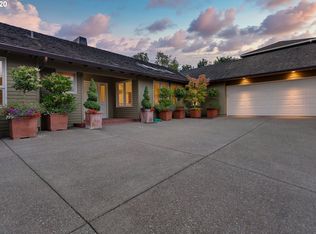 2319 NW Pinnacle Dr, Portland, OR