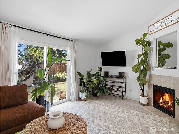 5th image of 8507 8th Court SE