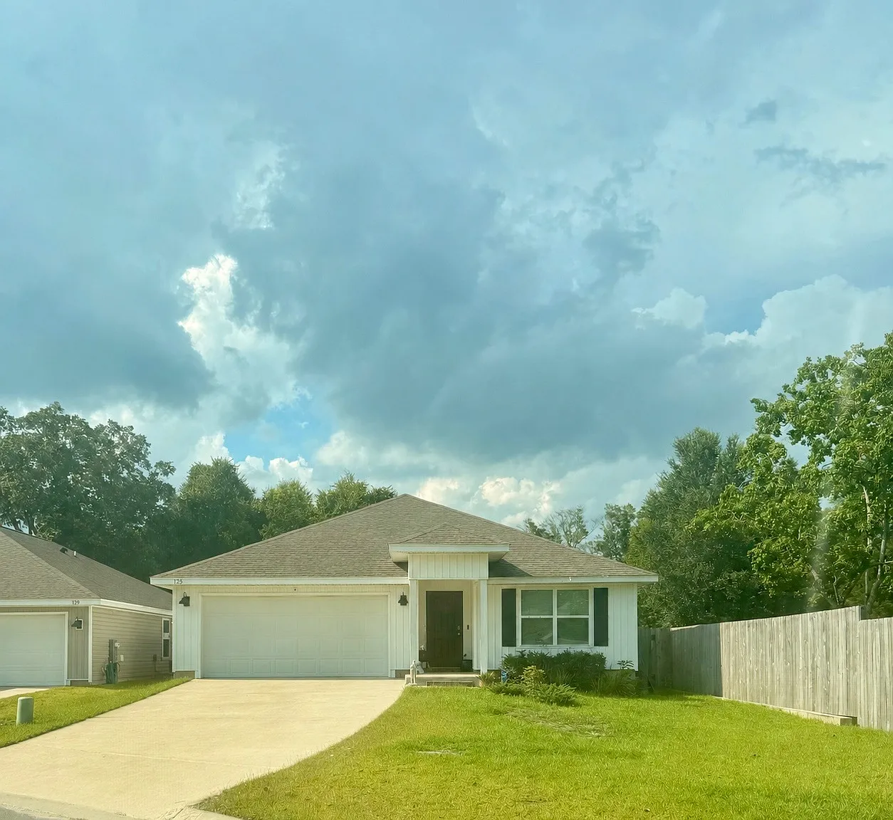 4 bed, 1787 sqft, $2,350 — Photo 1