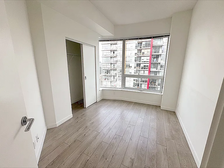 97 W Georgia St #2119 — Photo 6