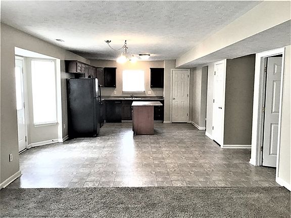 5th image of 5577 Bracken Dr