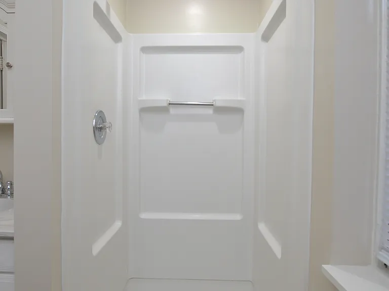 719 Main St #6 — Photo 13