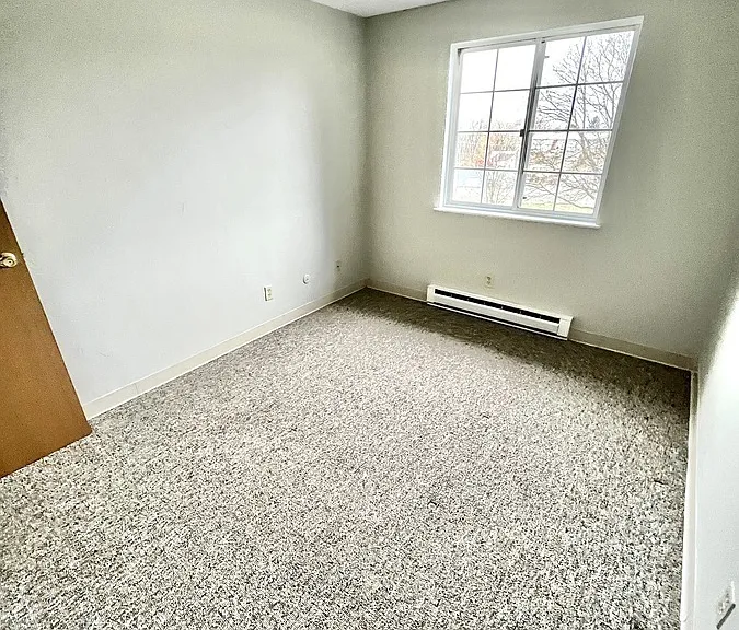 361 E Maple St #D — Photo 11