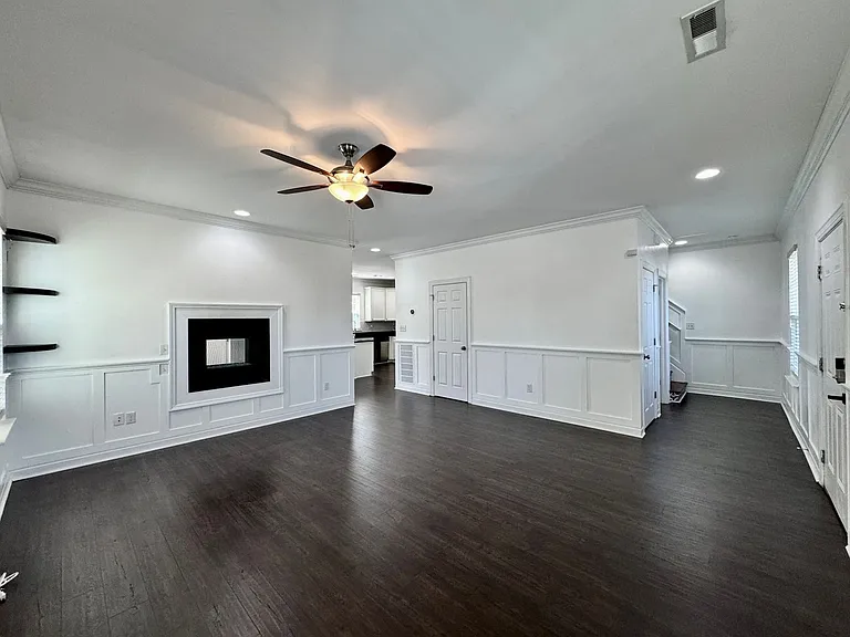 1123 W Ocean View Ave — Photo 10