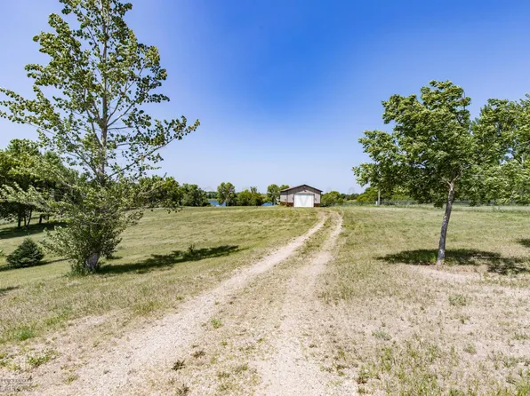 13720 115th St, Lake Park, MN 56554