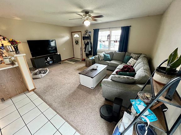 5th image of 2209 Melanie Ln