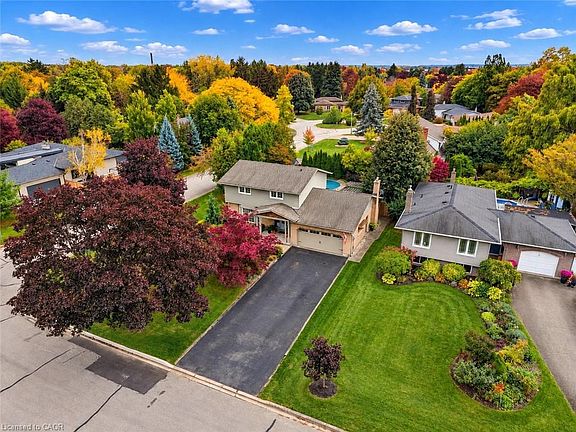 2nd image of 7 Colonel Butler Cres