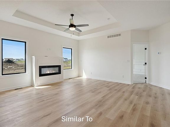 3rd image of 1545 Hazel St