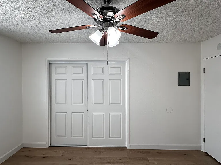 5134 N Glendora Ave #35 — Photo 6