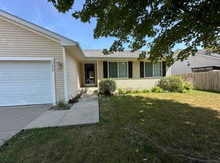 585 SE Crabapple Dr, Waukee, IA 50263