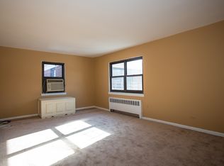 7523 217th St, Bayside, NY 11364