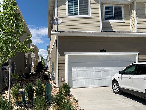 4th image of 214 E Mammoth Spring Ct