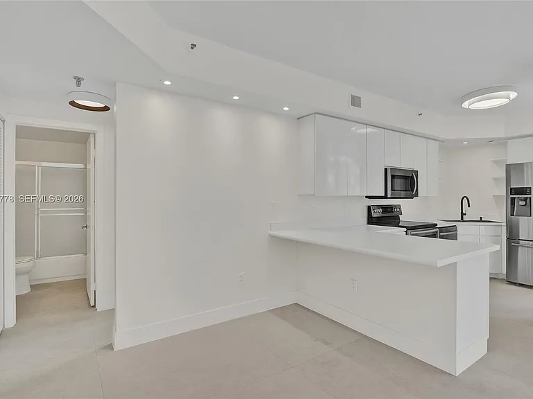 1834 Brickell Ave #31 — Photo 7