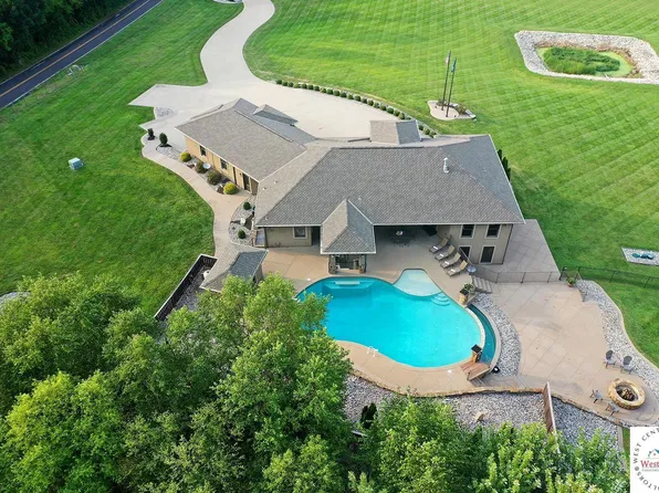 9707 S Corn Rd, Lone Jack, MO 64070
